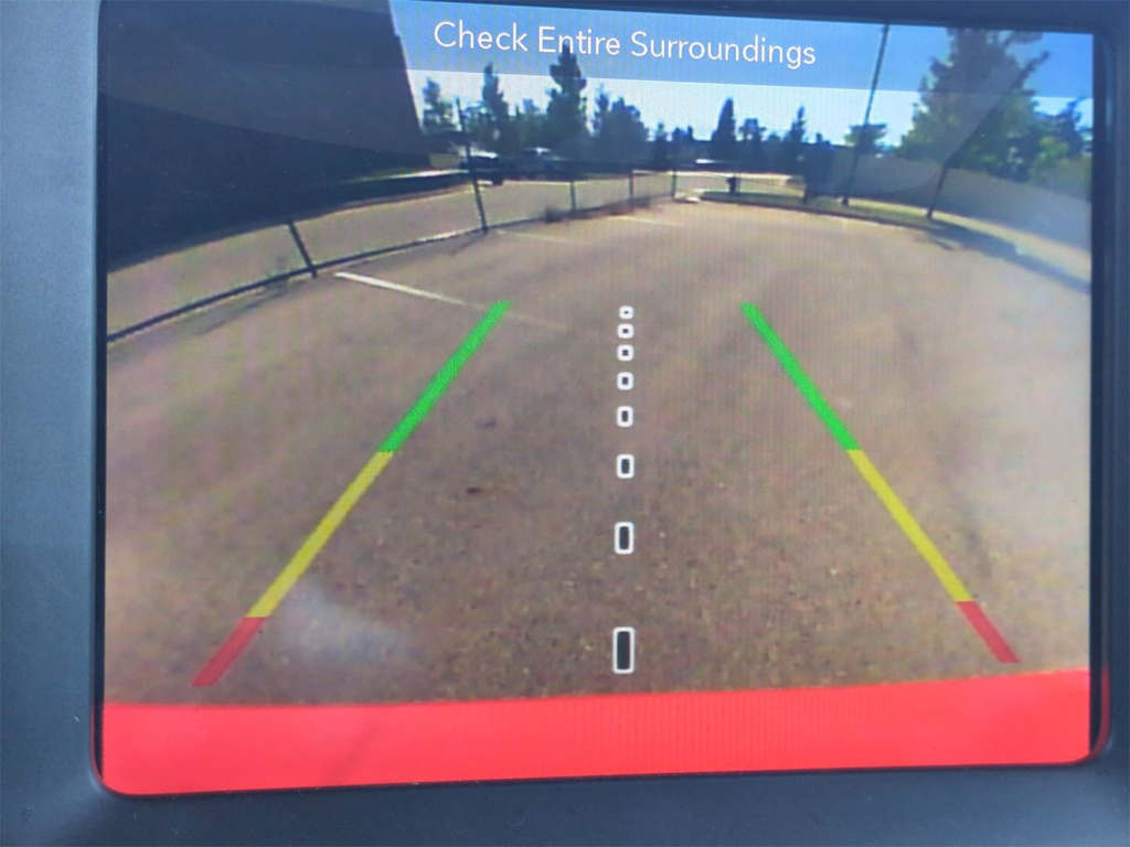 Thumbnail: 2018 Jeep Renegade - 34