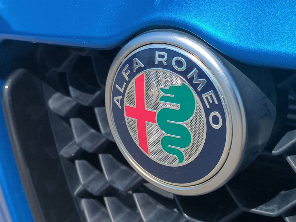 Thumbnail: 2020 Alfa Romeo Giulia - 25