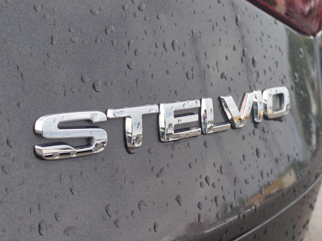 Thumbnail: 2023 Alfa Romeo Stelvio - 25