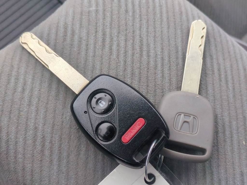 Thumbnail: 2010 Honda Civic - 18
