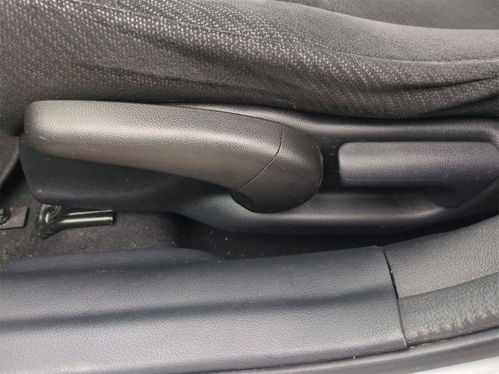 Thumbnail: 2013 Honda Civic - 26