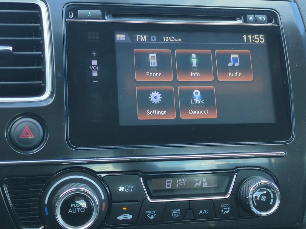 Thumbnail: 2015 Honda Civic - 14