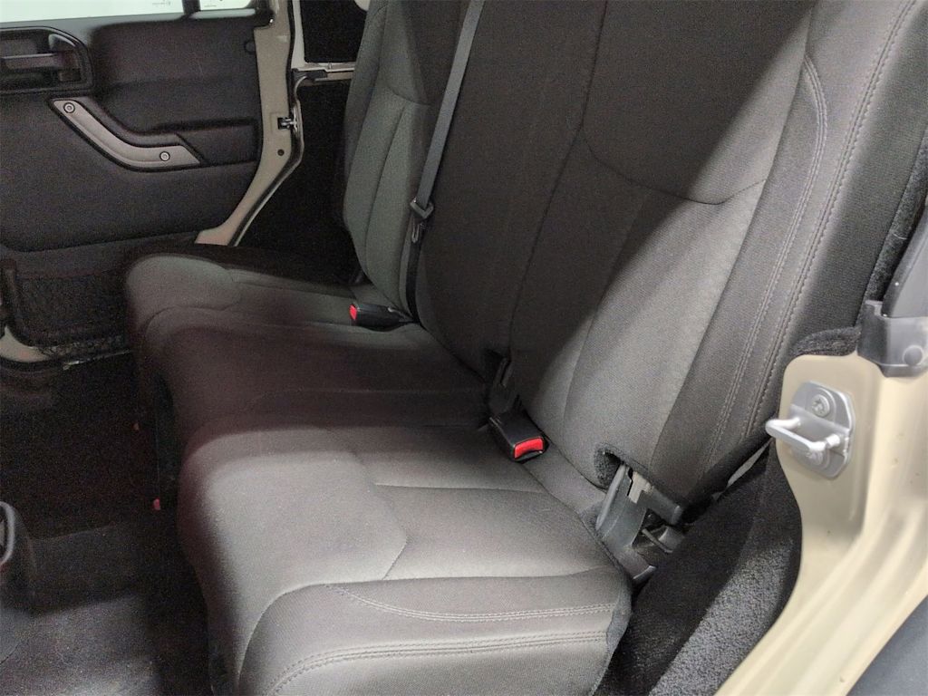 Thumbnail: 2017 Jeep Wrangler - 12