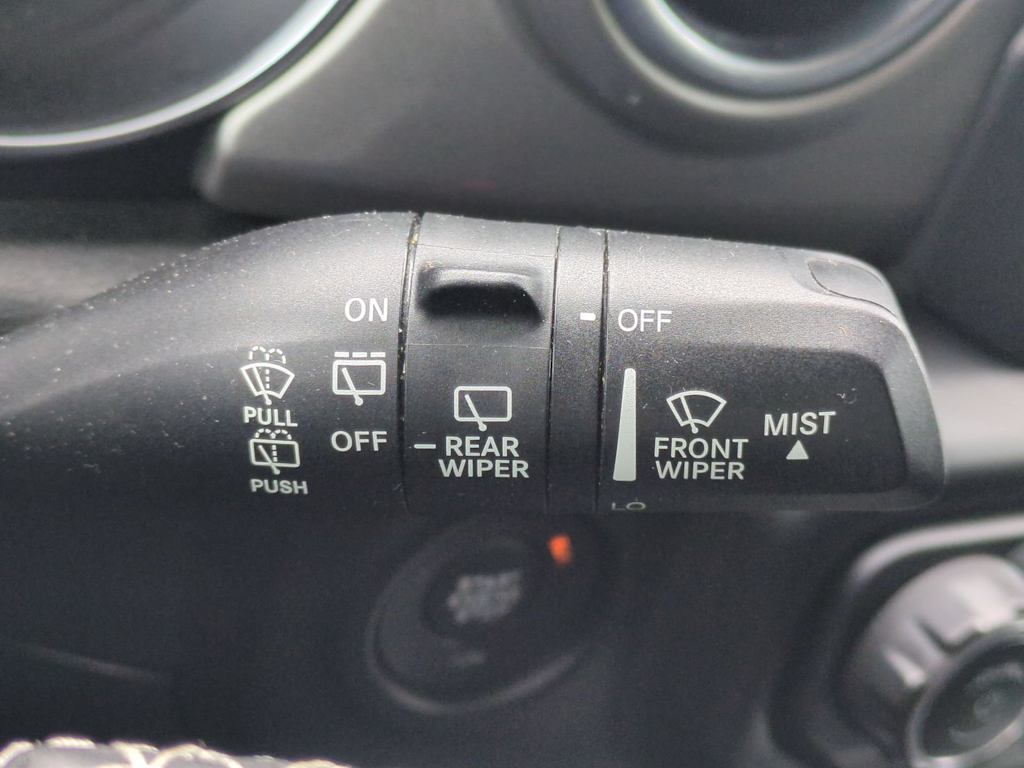 Thumbnail: 2019 Jeep Wrangler - 30