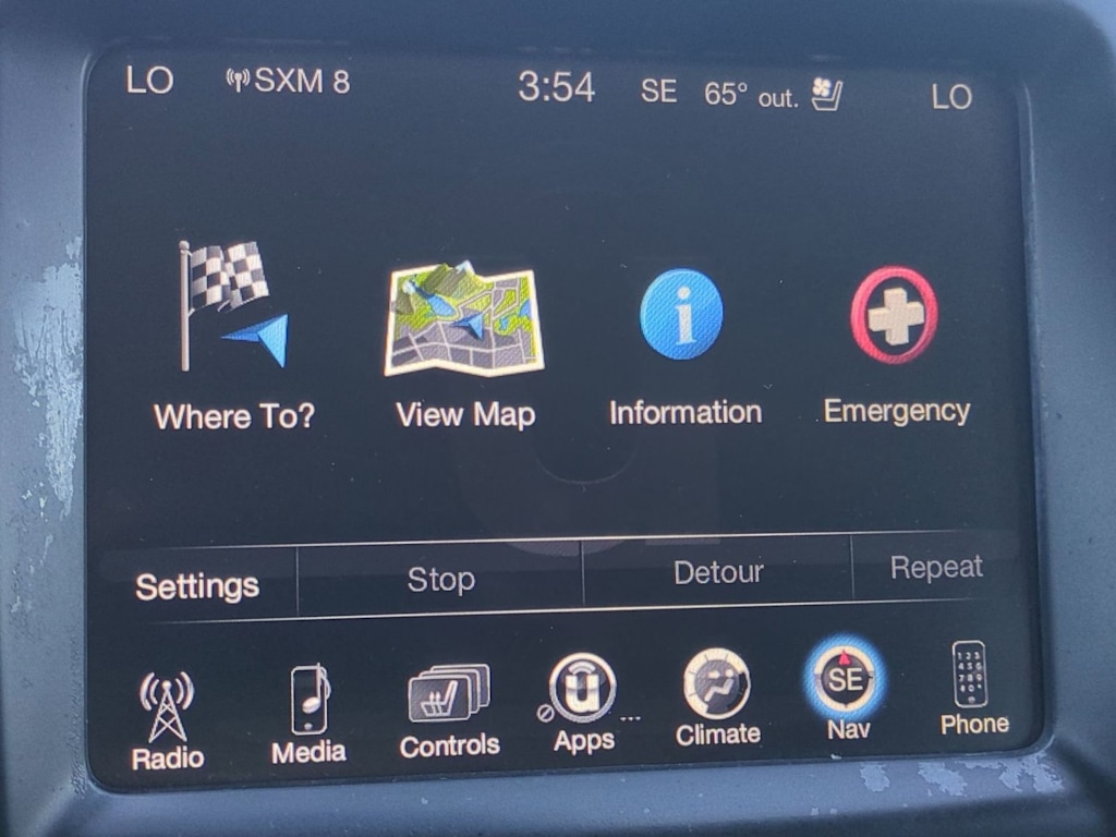 Thumbnail: 2018 Jeep Cherokee - 33