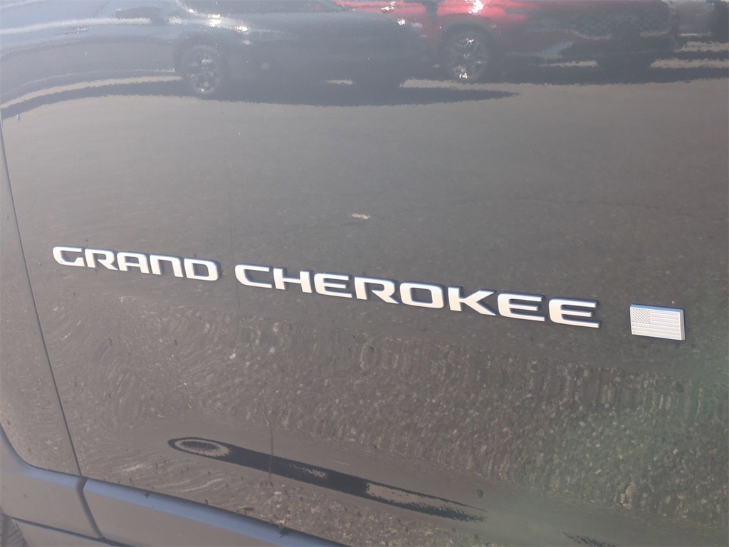 Thumbnail: 2024 Jeep Grand Cherokee L - 17