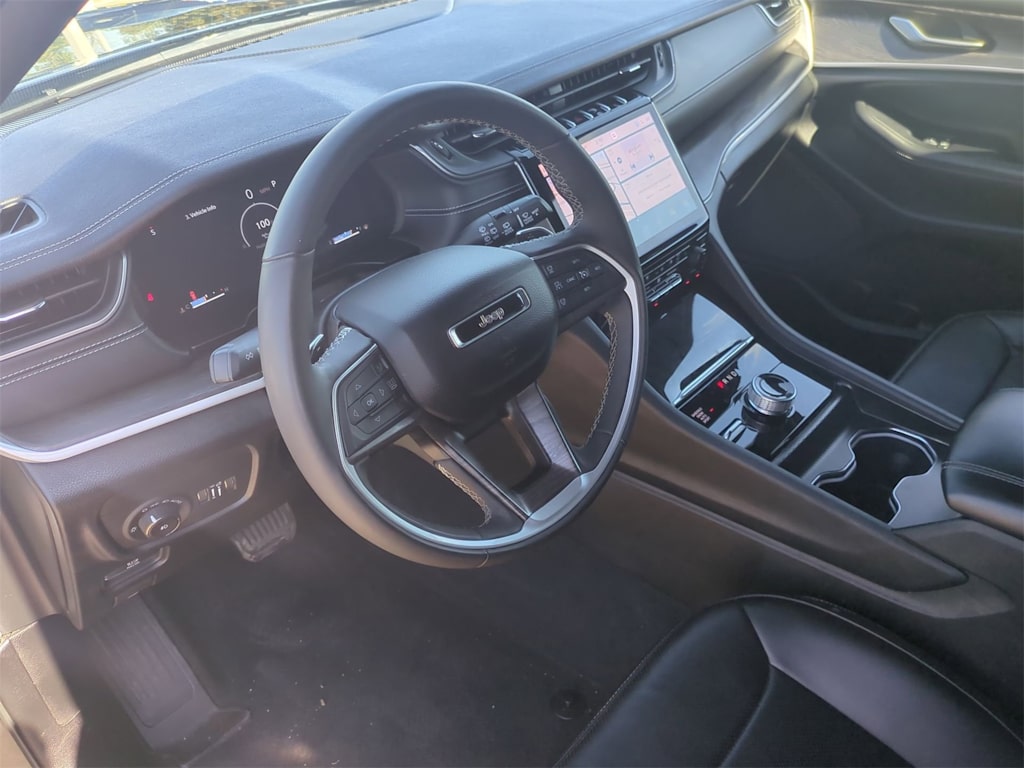Thumbnail: 2024 Jeep Grand Cherokee L - 2