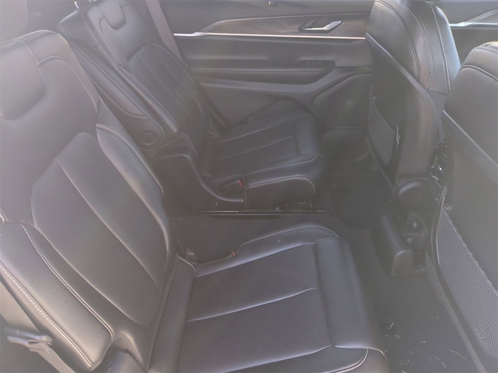 Thumbnail: 2024 Jeep Grand Cherokee L - 28