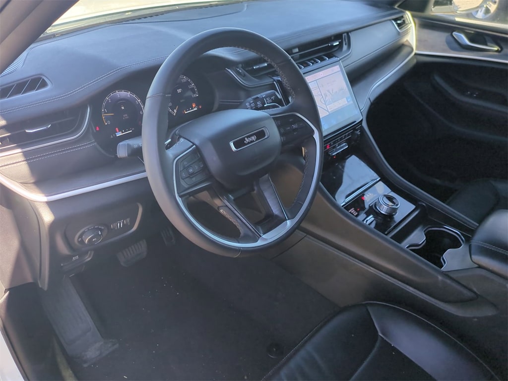 Thumbnail: 2024 Jeep Grand Cherokee L - 2