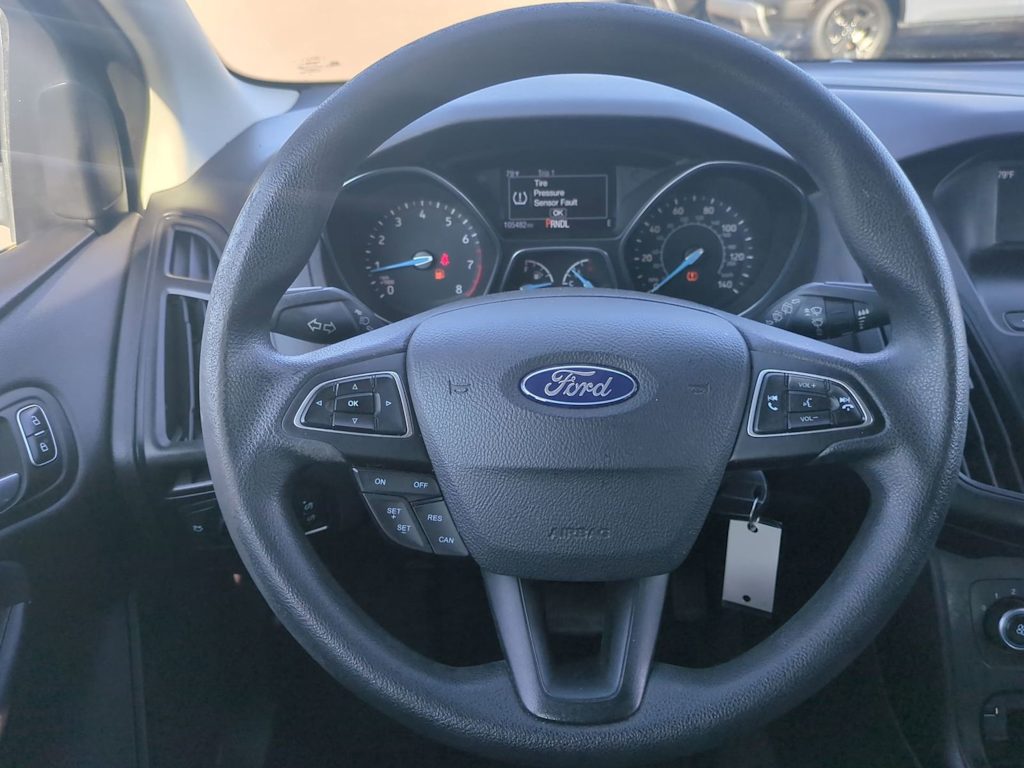 Thumbnail: 2018 Ford Focus - 13