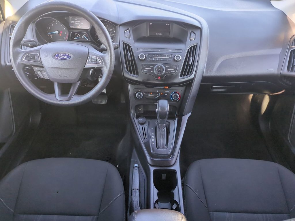 Thumbnail: 2018 Ford Focus - 9