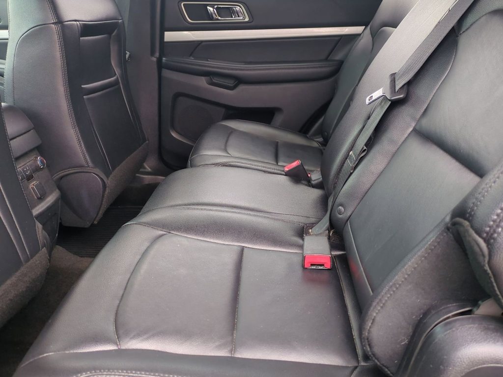 Thumbnail: 2016 Ford Explorer - 12