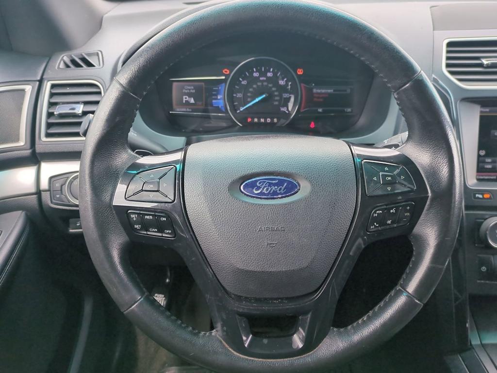 Thumbnail: 2016 Ford Explorer - 13