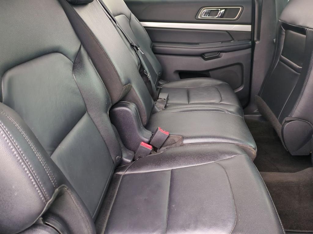 Thumbnail: 2016 Ford Explorer - 28