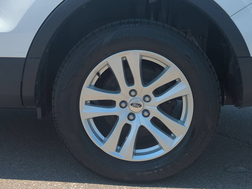 Thumbnail: 2018 Ford Explorer - 8