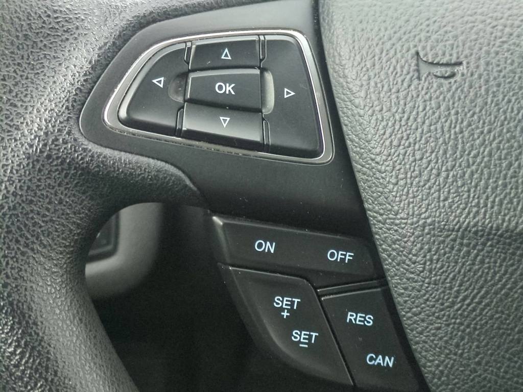 Thumbnail: 2017 Ford Escape - 29