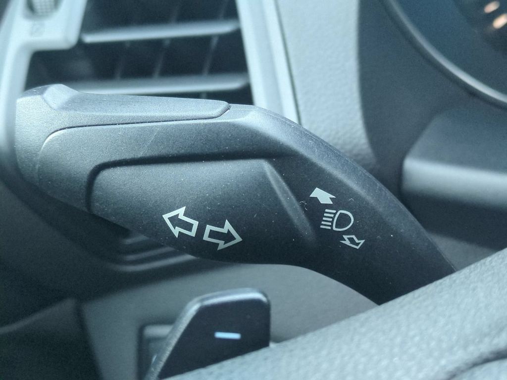 Thumbnail: 2017 Ford Escape - 32