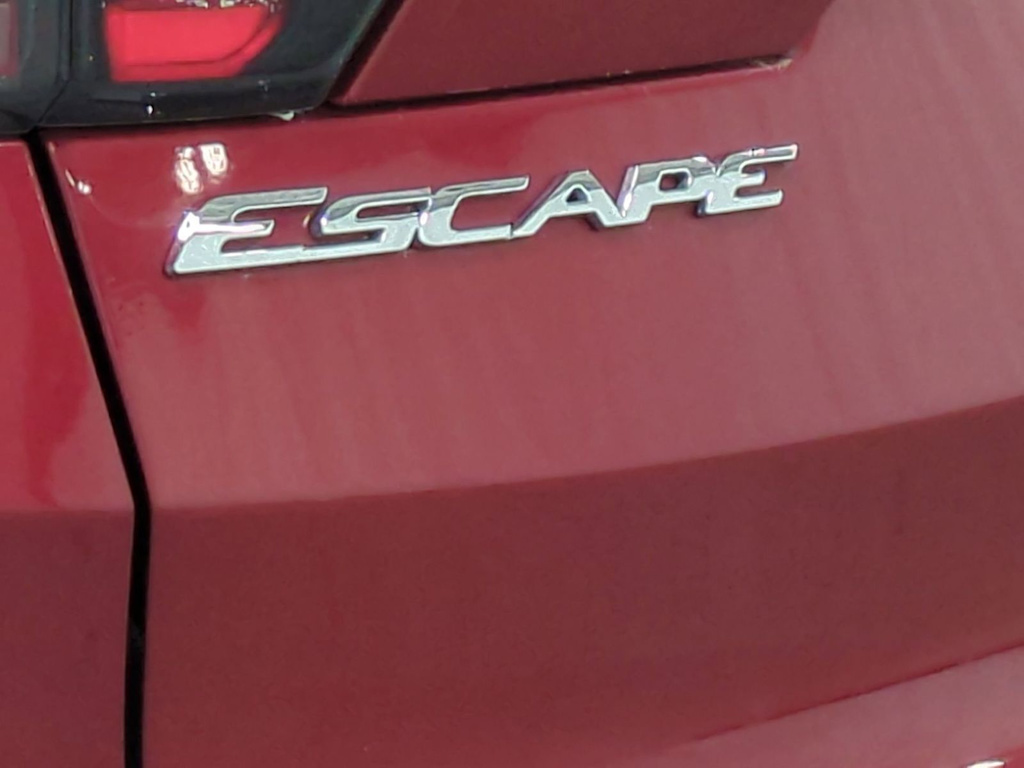 Thumbnail: 2017 Ford Escape - 26