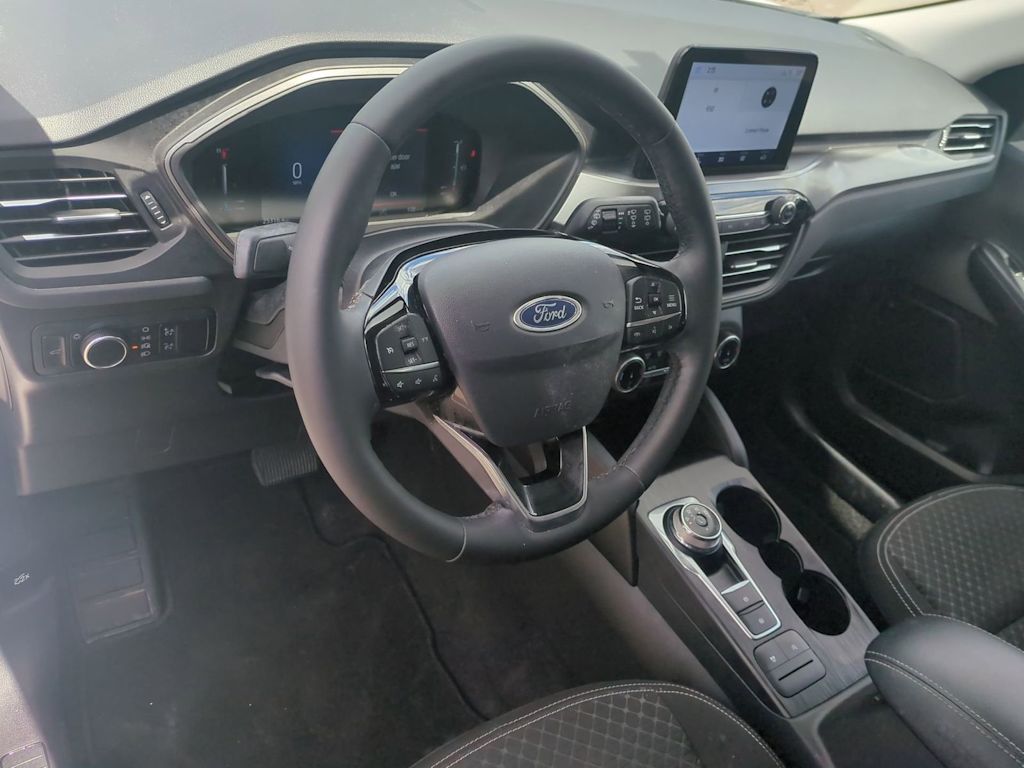Thumbnail: 2023 Ford Escape - 2