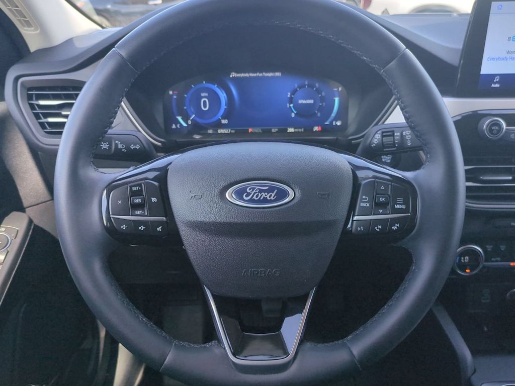 Thumbnail: 2021 Ford Escape - 13