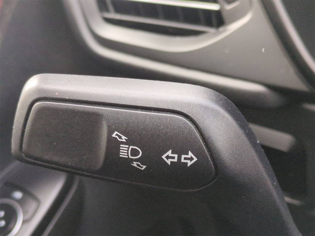 Thumbnail: 2023 Ford Escape - 32