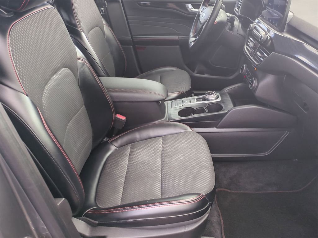 Thumbnail: 2023 Ford Escape - 10