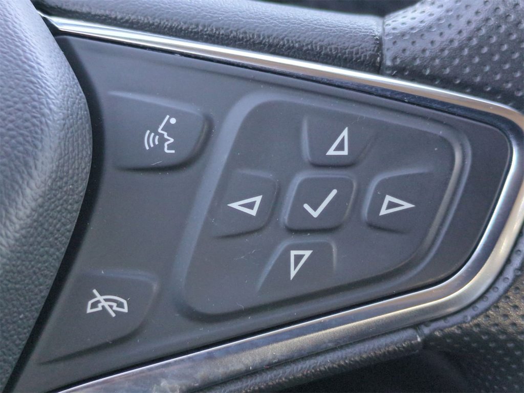 Thumbnail: 2024 Chevrolet Malibu - 32