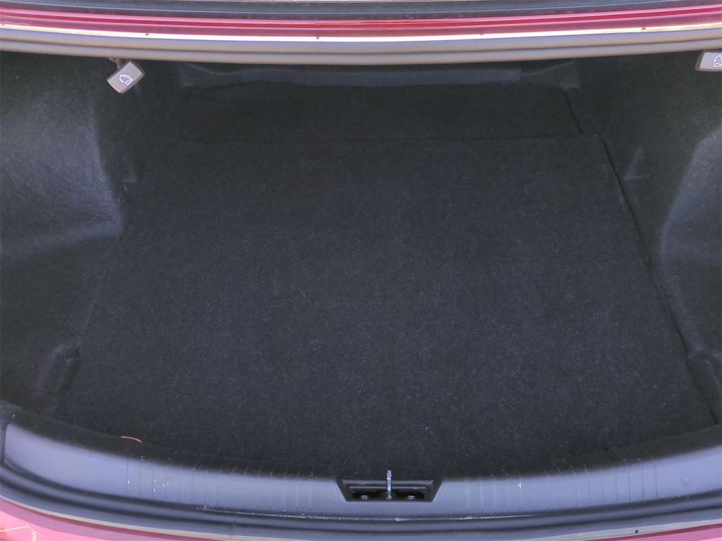 Thumbnail: 2024 Chevrolet Malibu - 17