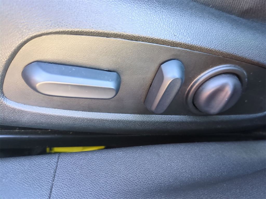 Thumbnail: 2024 Chevrolet Malibu - 26