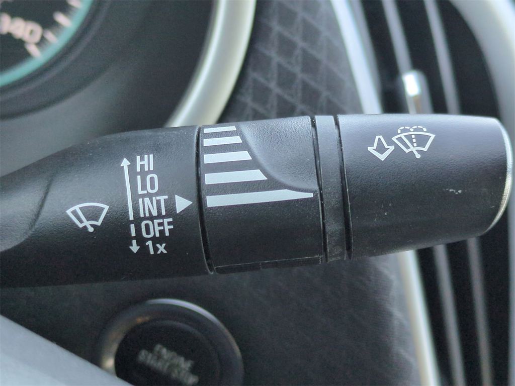 Thumbnail: 2024 Chevrolet Malibu - 33