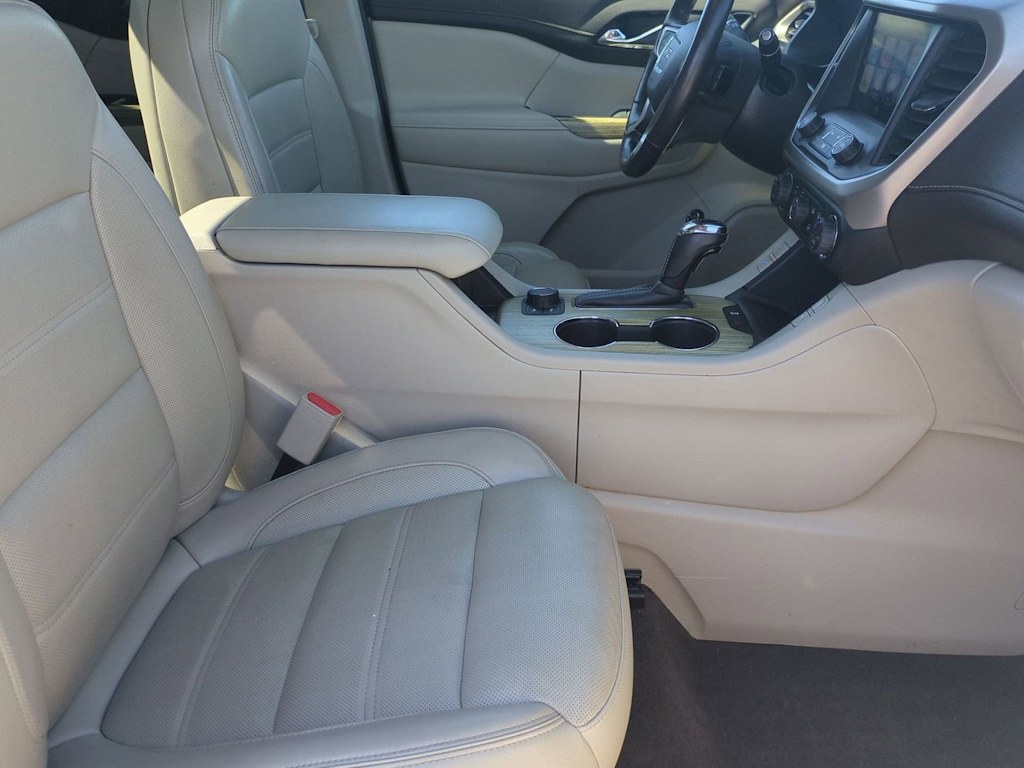 Thumbnail: 2019 GMC Acadia - 11