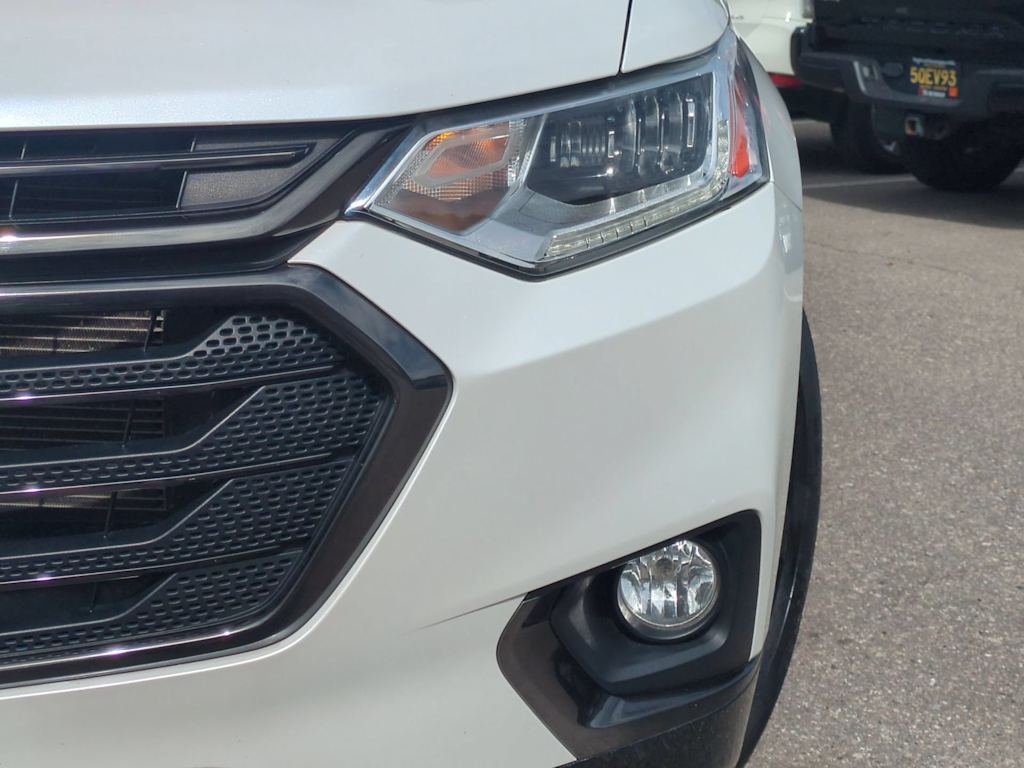 Thumbnail: 2021 Chevrolet Traverse - 23