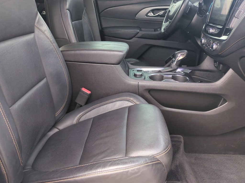 Thumbnail: 2021 Chevrolet Traverse - 11