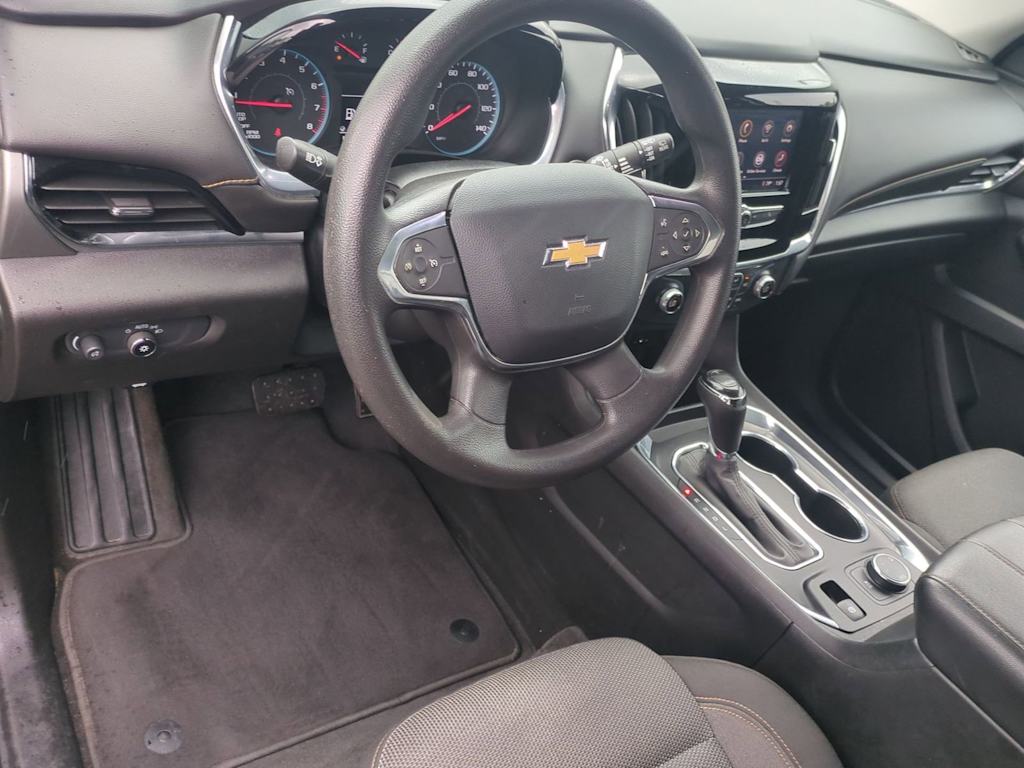Thumbnail: 2020 Chevrolet Traverse - 2