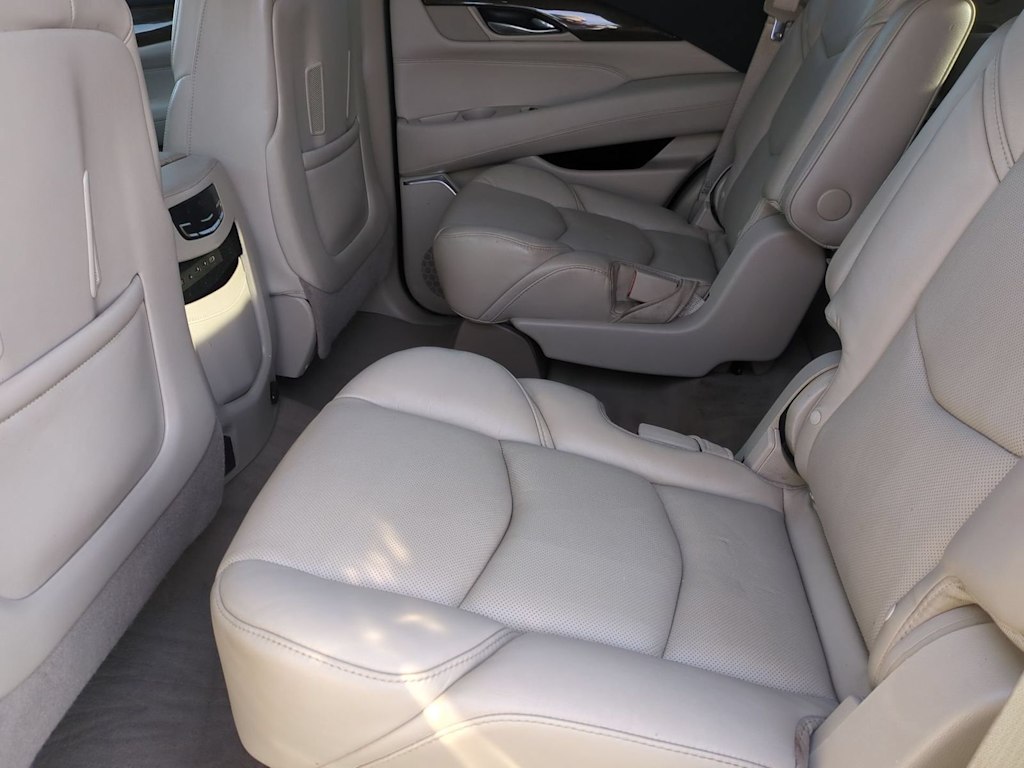 Thumbnail: 2019 Cadillac Escalade - 11