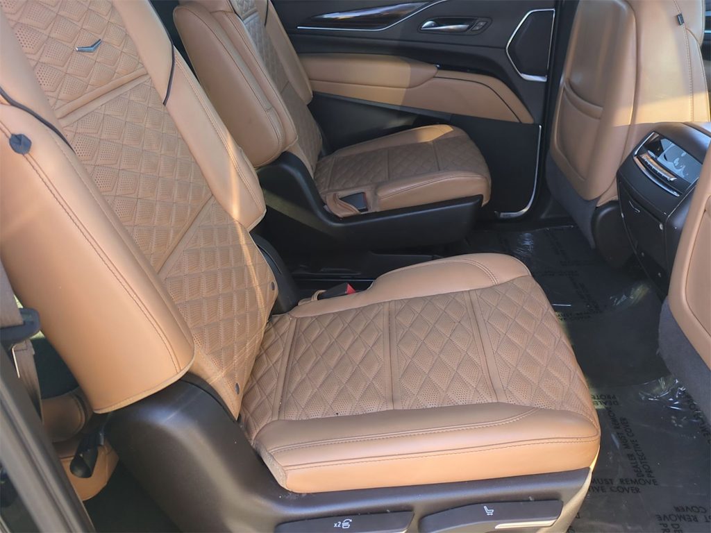 Thumbnail: 2023 Cadillac Escalade - 29