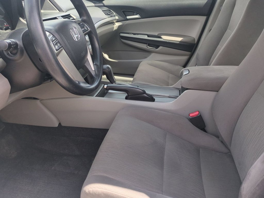 Thumbnail: 2011 Honda Accord - 10