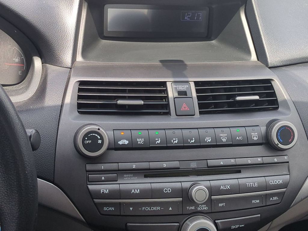 Thumbnail: 2011 Honda Accord - 14
