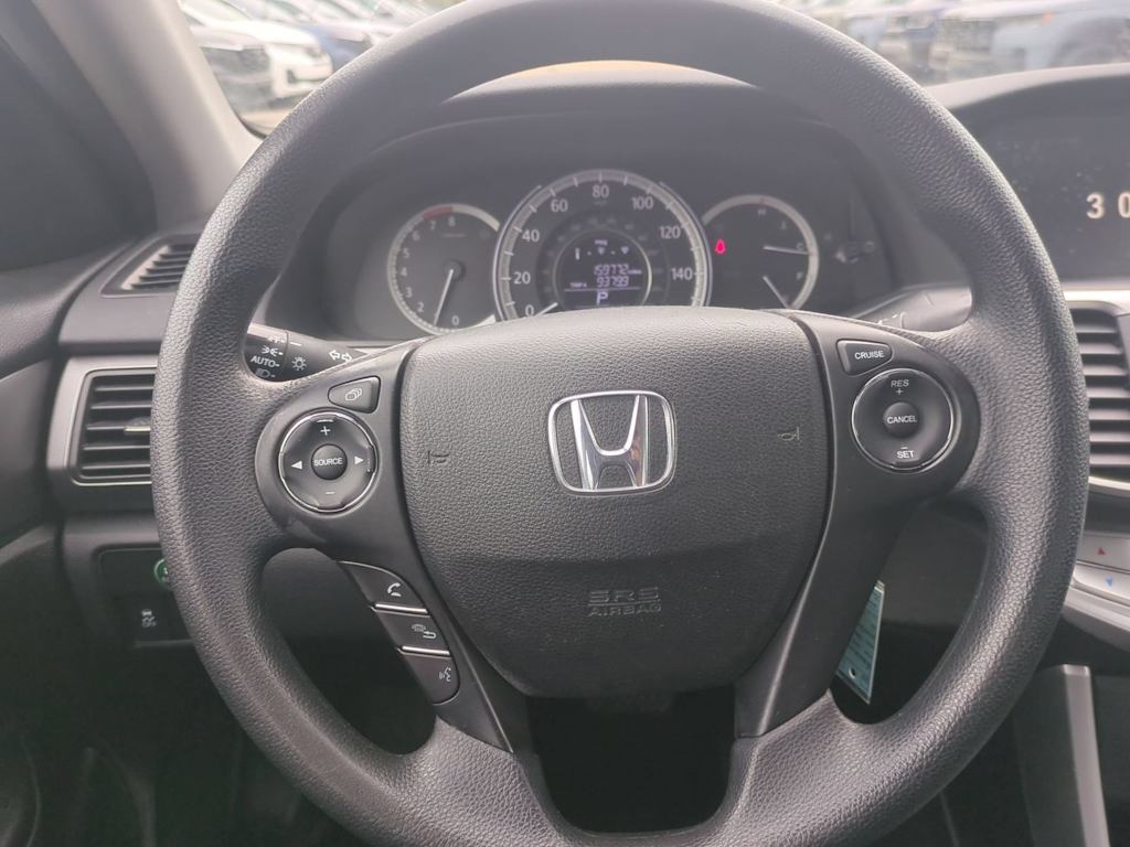 Thumbnail: 2015 Honda Accord - 13