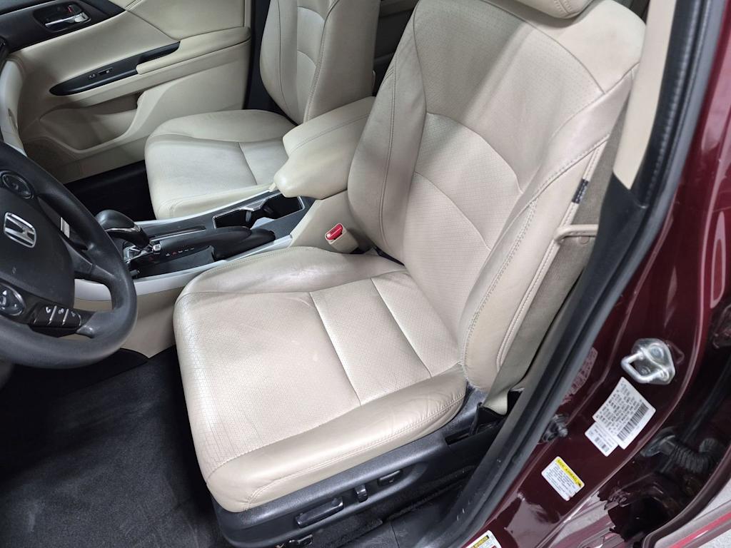 Thumbnail: 2015 Honda Accord - 11