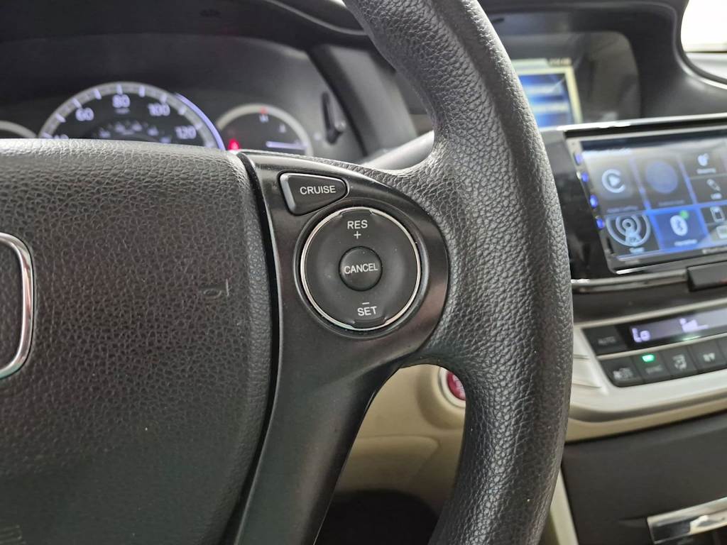 Thumbnail: 2015 Honda Accord - 38