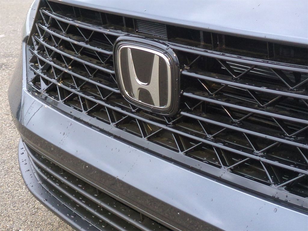2025 Honda Accord LX 5