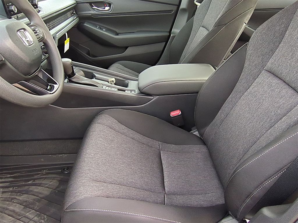 Thumbnail: 2025 Honda Accord - 10