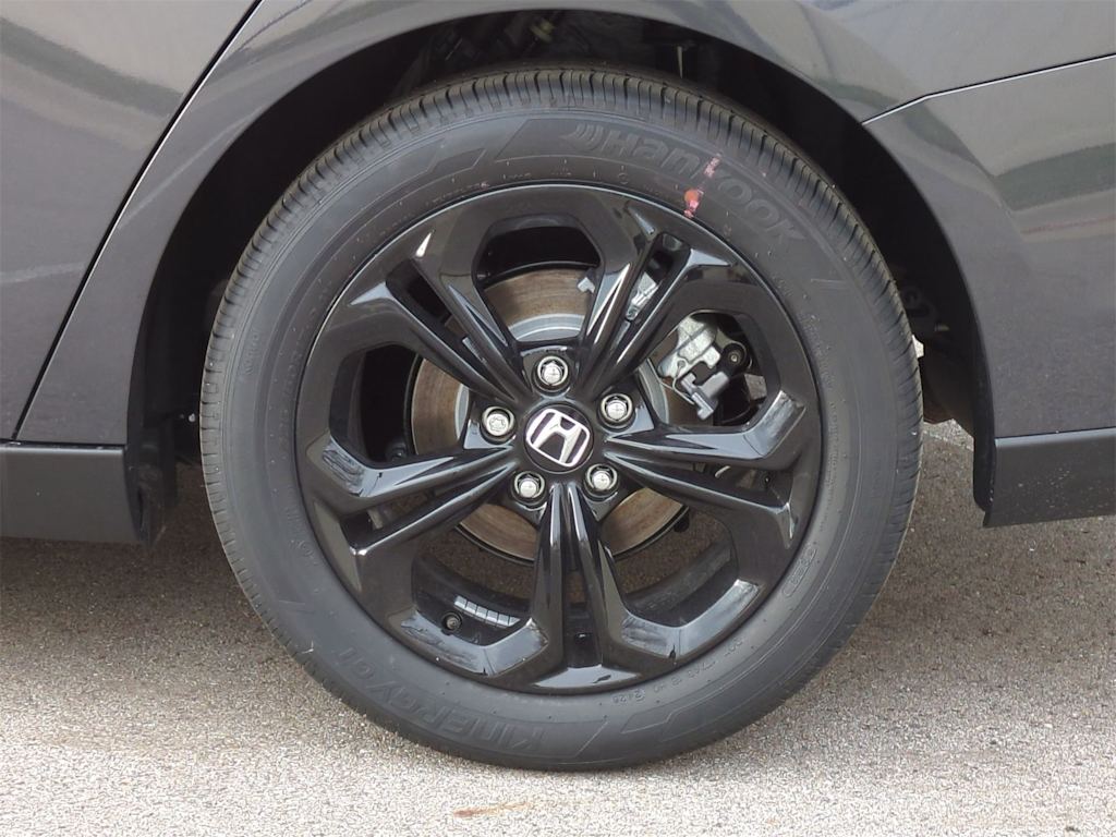 Thumbnail: 2025 Honda Accord - 8