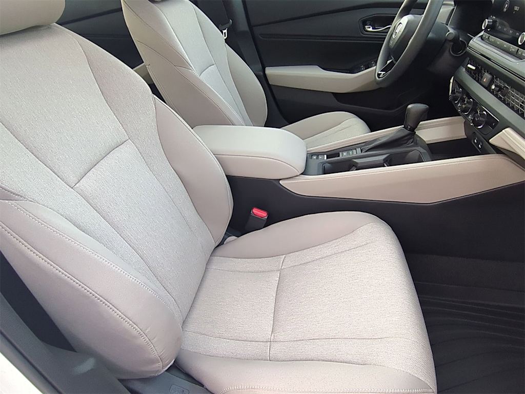 Thumbnail: 2025 Honda Accord - 38