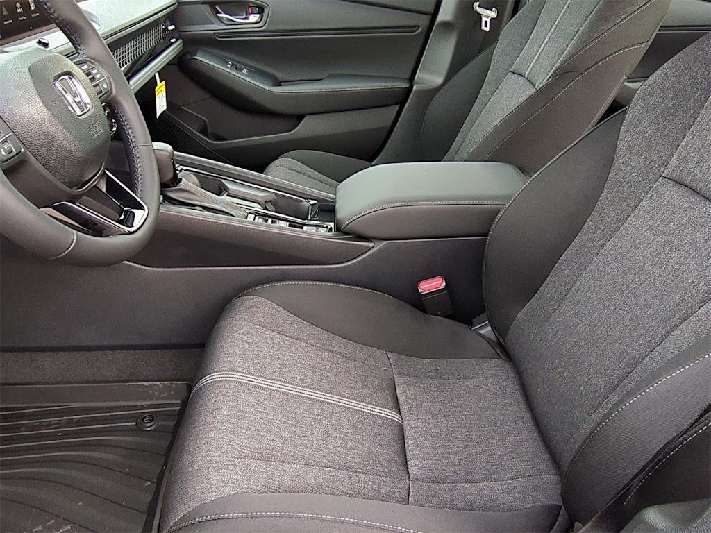 Thumbnail: 2025 Honda Accord - 11