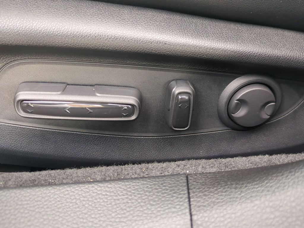 Thumbnail: 2025 Honda Accord - 26