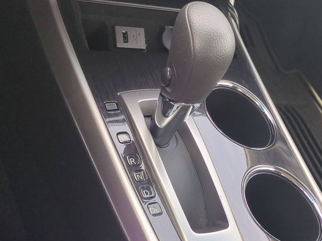 Thumbnail: 2013 Nissan Altima - 14