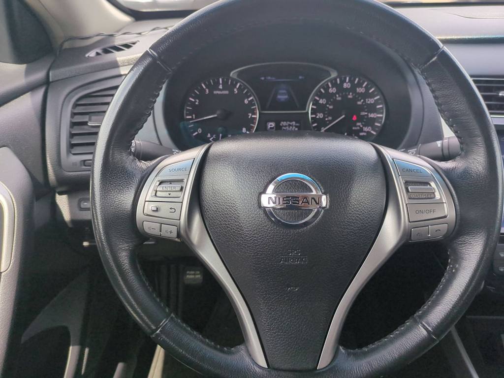Thumbnail: 2013 Nissan Altima - 12