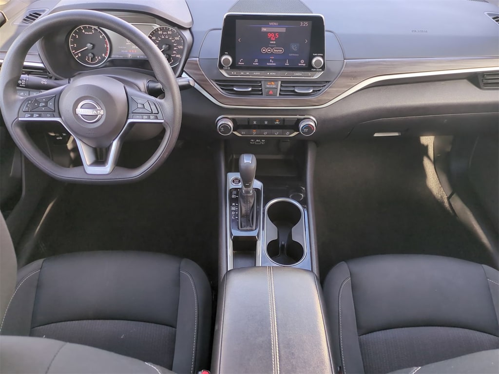 Thumbnail: 2024 Nissan Altima - 9